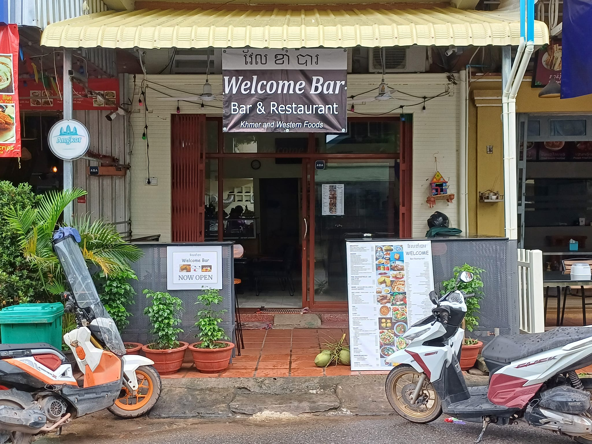 Welcome bar and restaurant in kampot, cambodia