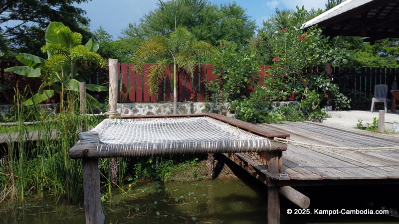 r & b boutique in kampot cambodia