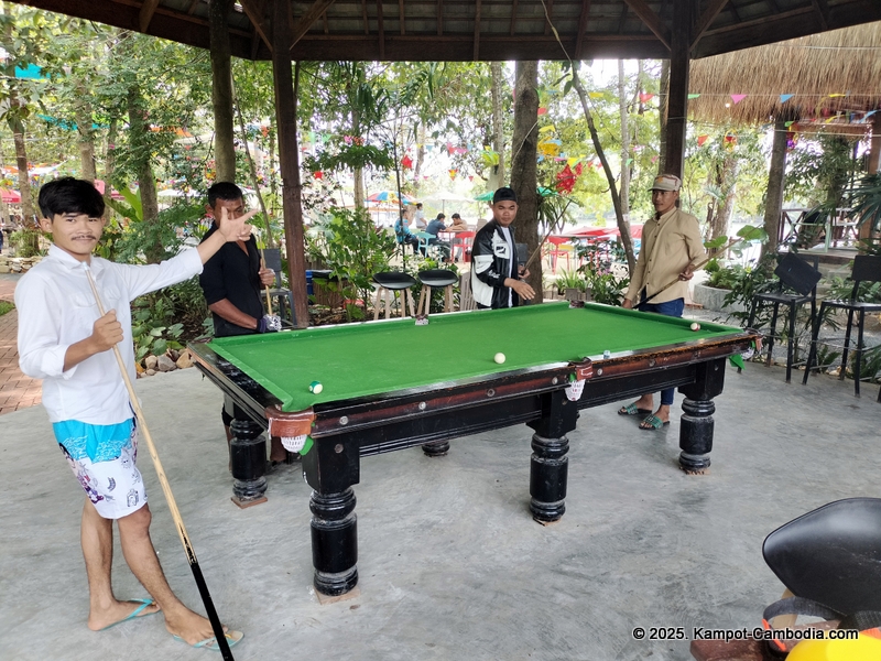 daung te river park in kampot cambodia