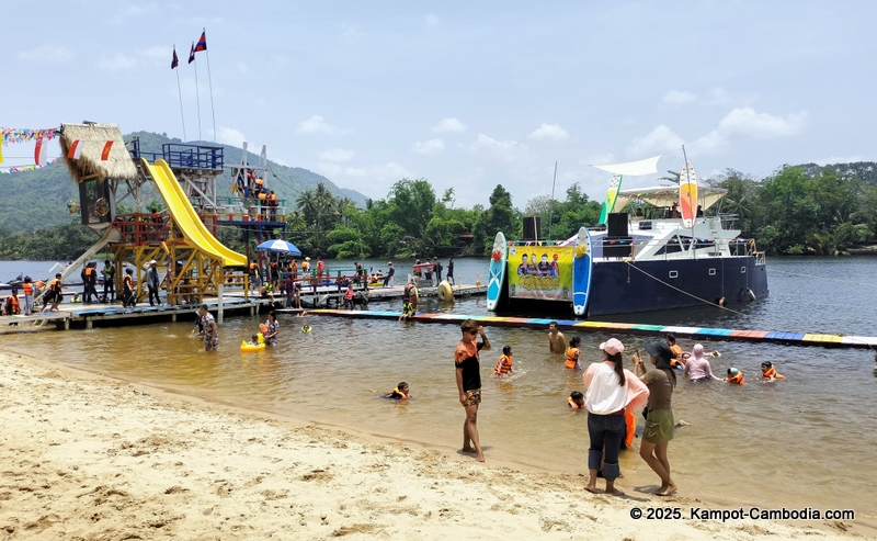 daung te river park in kampot cambodia