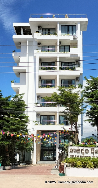 chan doung bun leang resort in kampot, cambodia