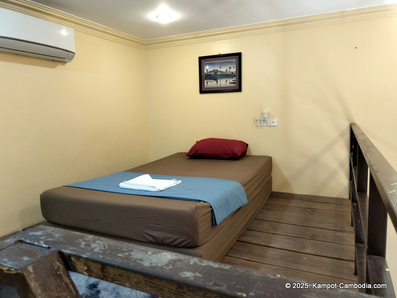 Derm Svay Guesthouse, restaurant, and yoga in Kampot, Cambodia