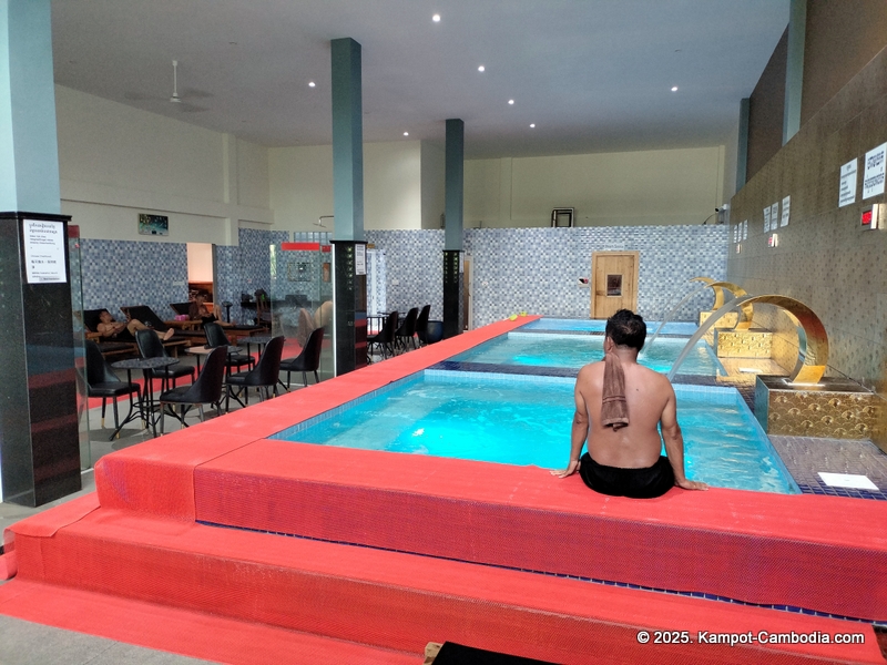 LXK Steam, sauna, gym, hot tub, cold tub and massage in Kampot, Cambodia