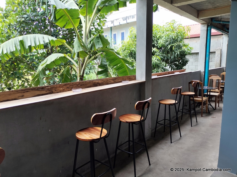 LXK Steam, sauna, gym, hot tub, cold tub and massage in Kampot, Cambodia