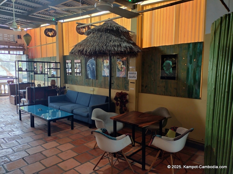 douceurs de kampot in cambodia. cafe and restaurant and bakery