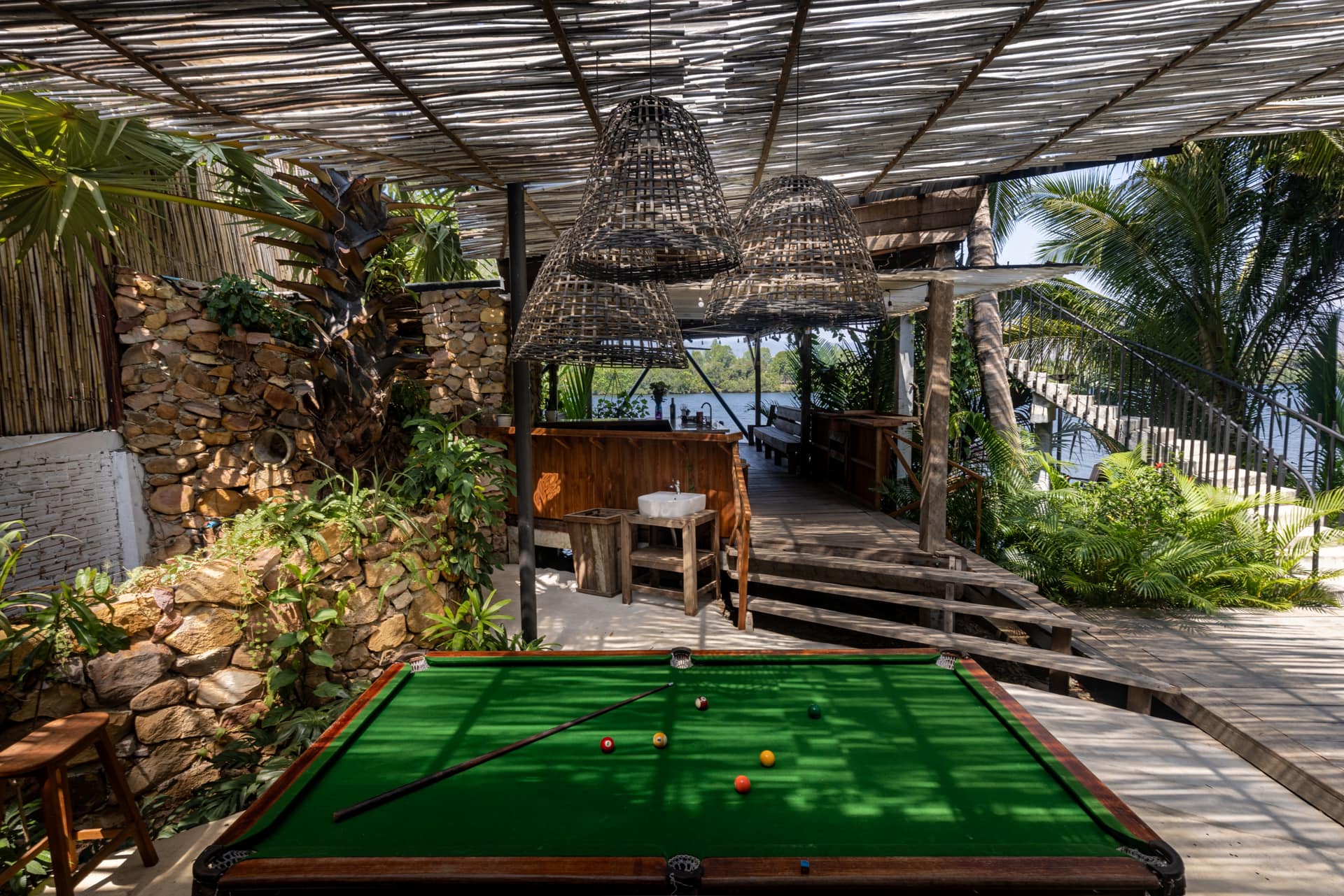 daya villa in kampot cambodia