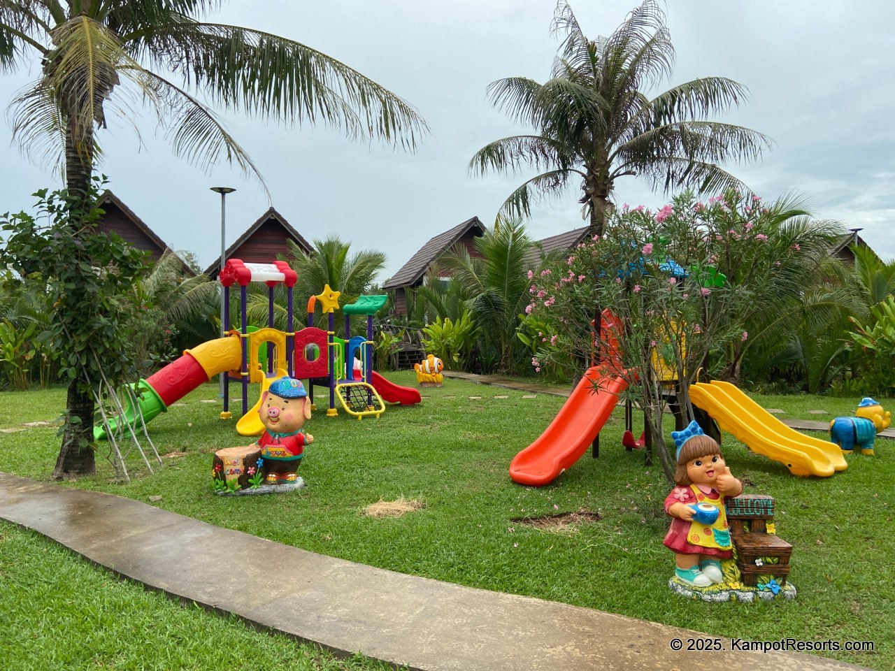 Moustache et Nico in Kampot, Cambodia. French Restaurant