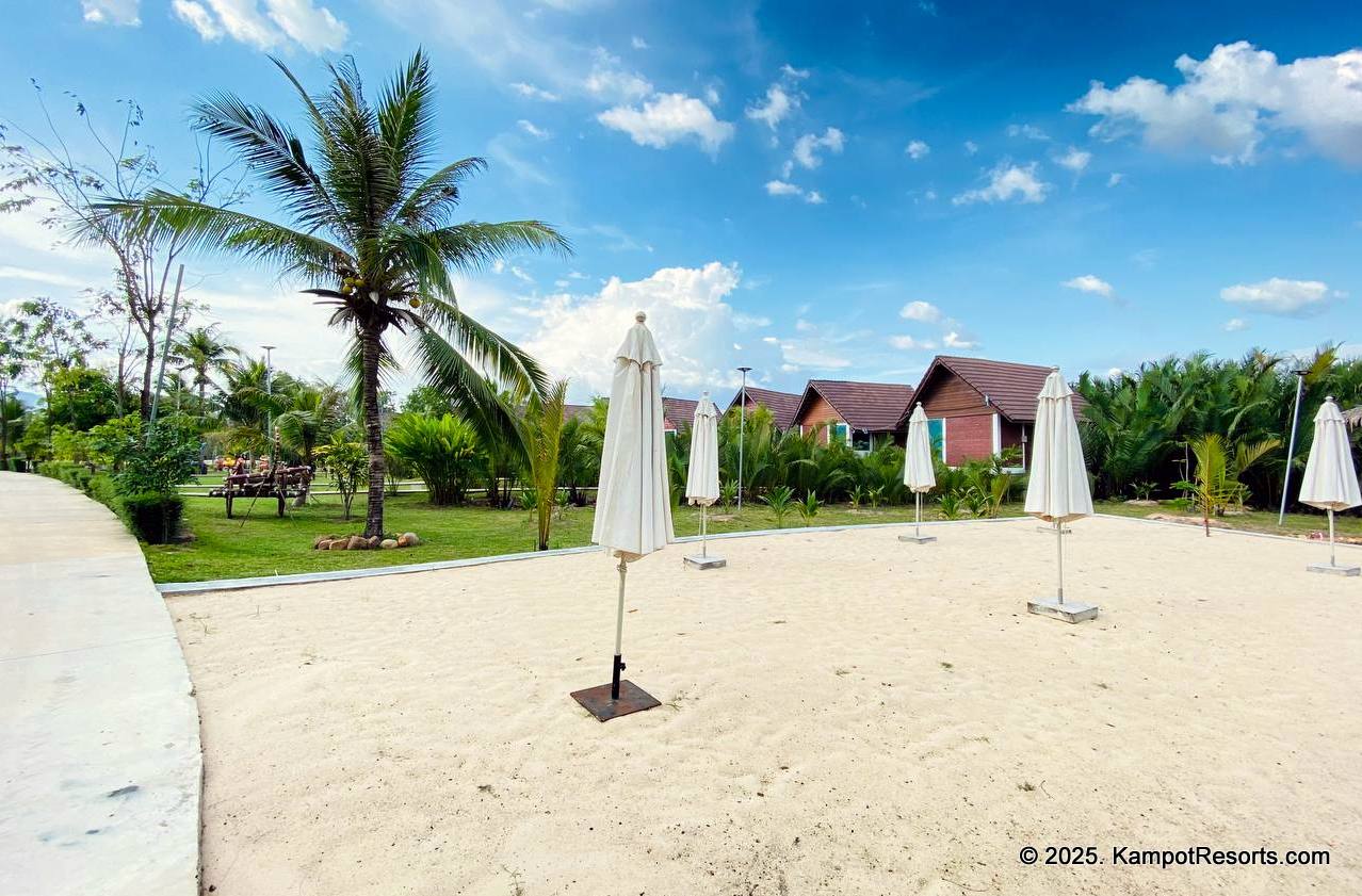 Moustache et Nico in Kampot, Cambodia. French Restaurant