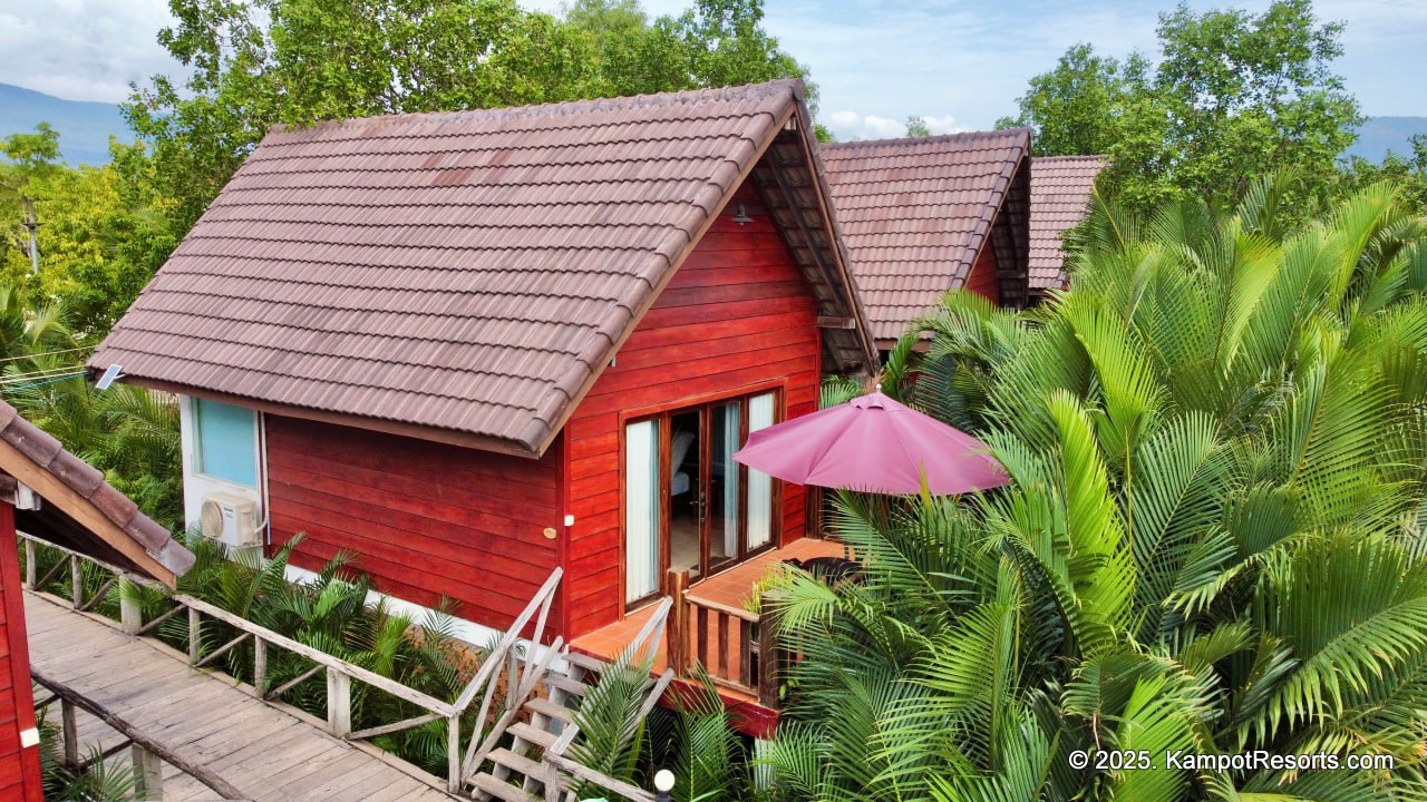 Moustache et Nico in Kampot, Cambodia. French Restaurant