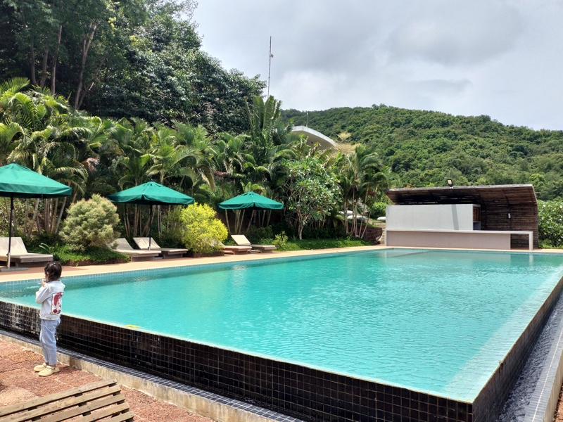 La Plantation Kampot Pepper farm in kampot cambodia. Rooms and swimming Pool.