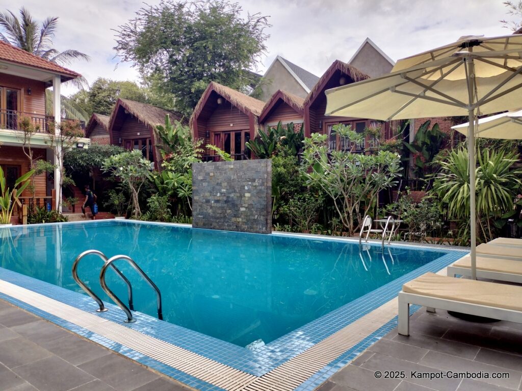ramo resort in kampot cambodia