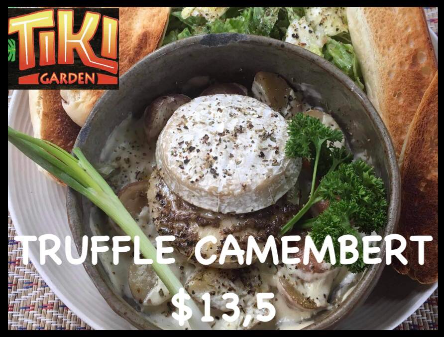 tiki garden in kampot cambodia. french restaurant and music bar.