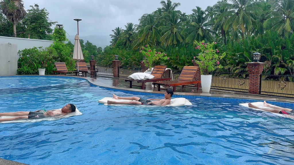 Mlup tnout dorng prek resort in Kampot, Cambodia