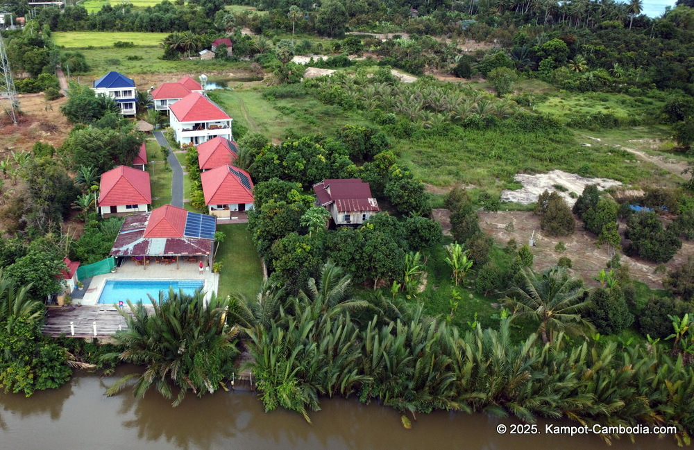 Bluebird Lodge in kampot, cambodia