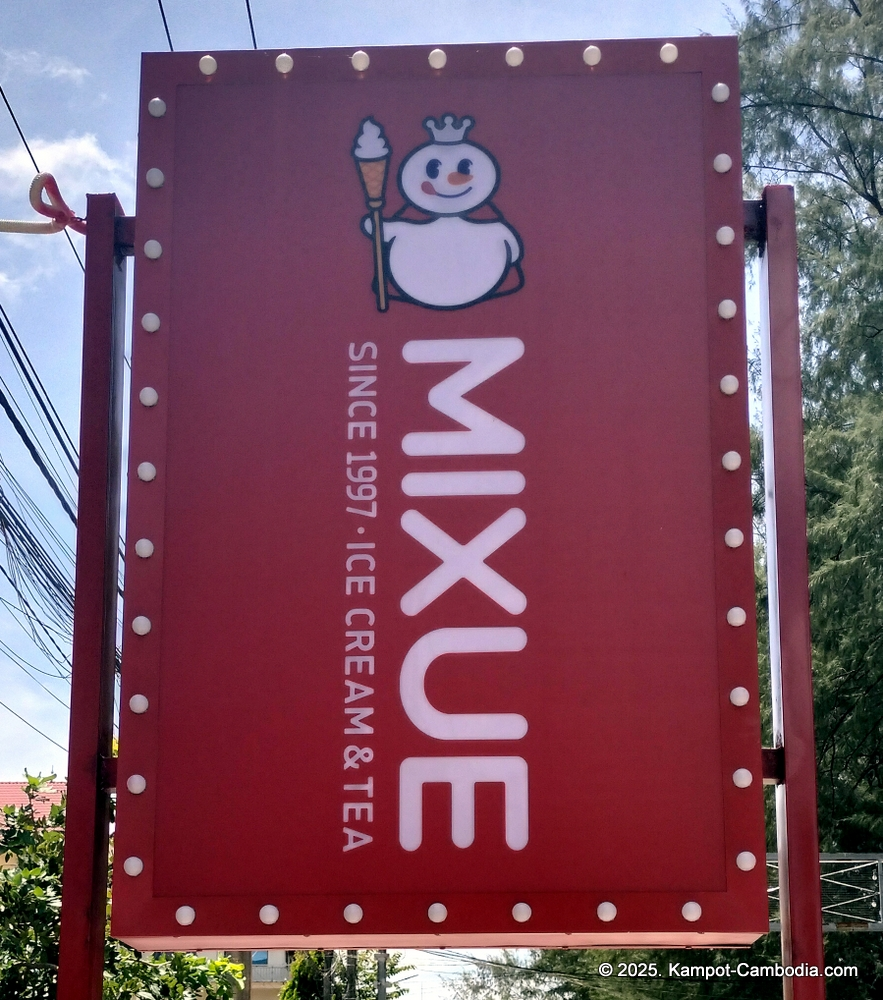 mixue ice cream & tea in kampot, cambodia