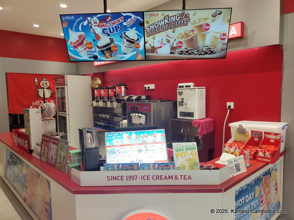 mixue ice cream & tea in kampot, cambodia