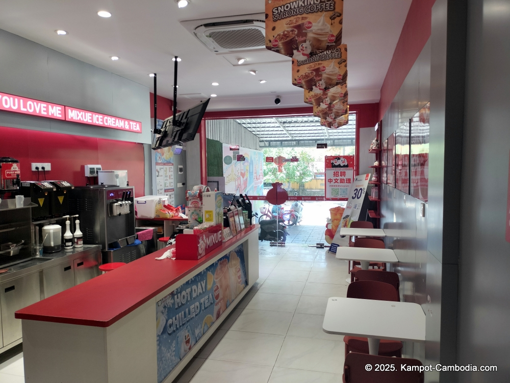mixue ice cream & tea in kampot, cambodia