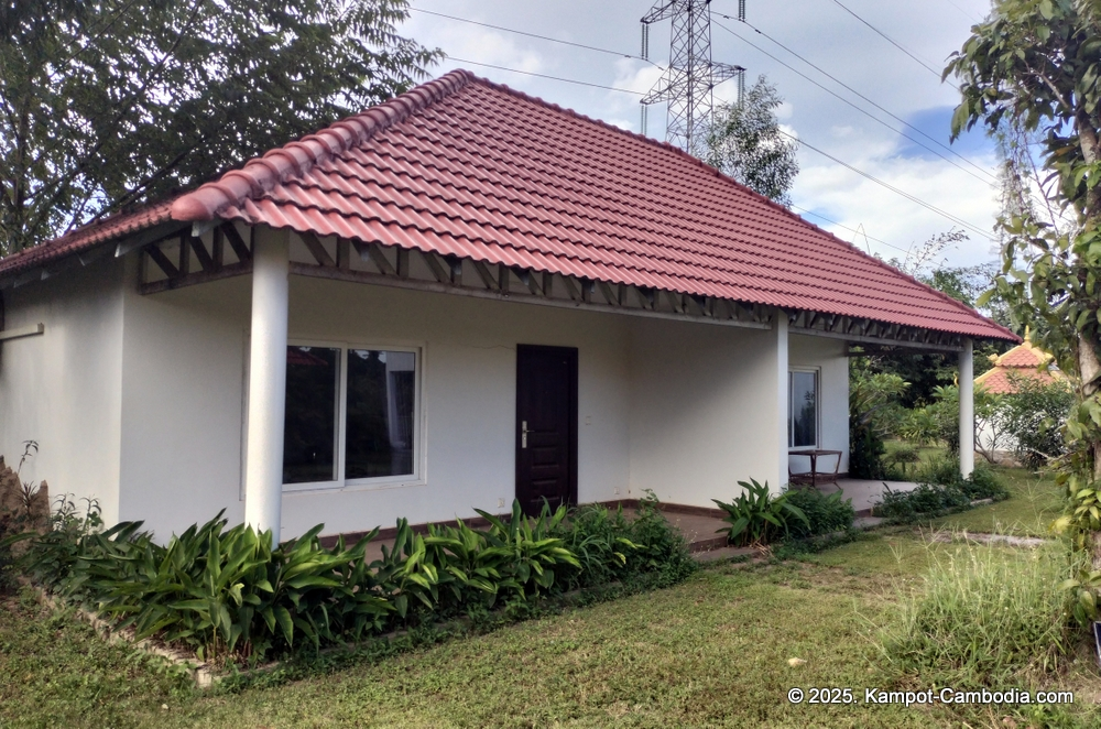 Bluebird Lodge in kampot, cambodia