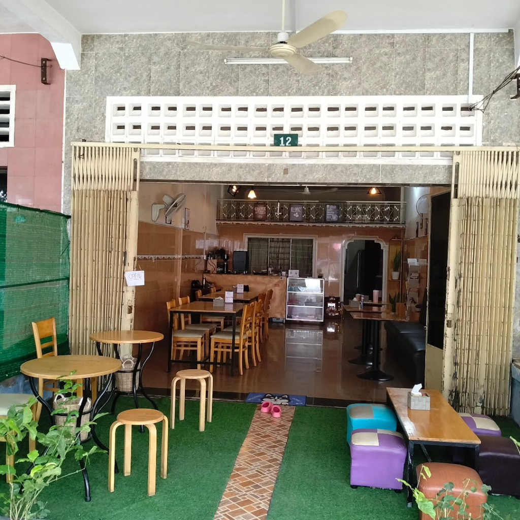 cv vegetarian restaurant in kampot cambodia