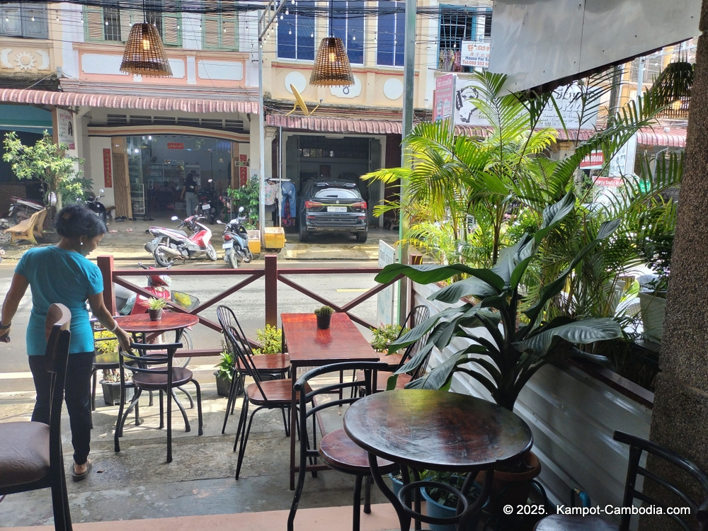 kampot cafe in kampot cambodia