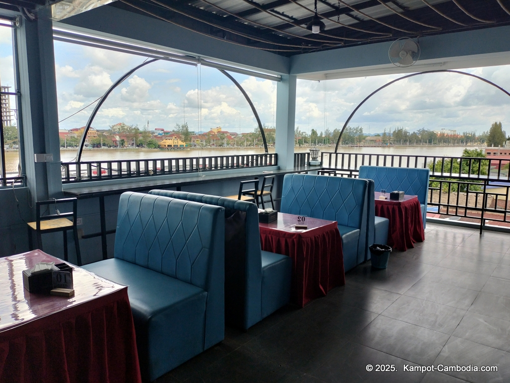 chinese food city and hot pot restaurant in kampot, cambodia