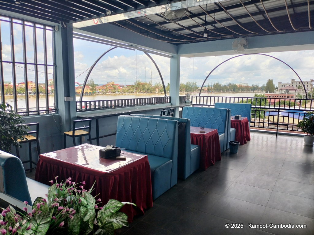 chinese food city and hot pot restaurant in kampot, cambodia