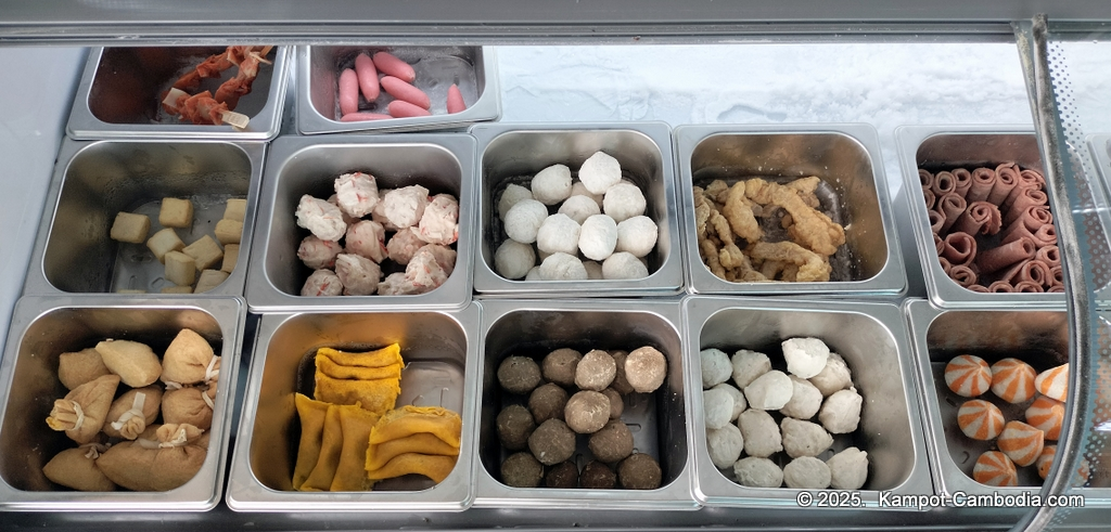 chinese food city and hot pot restaurant in kampot, cambodia