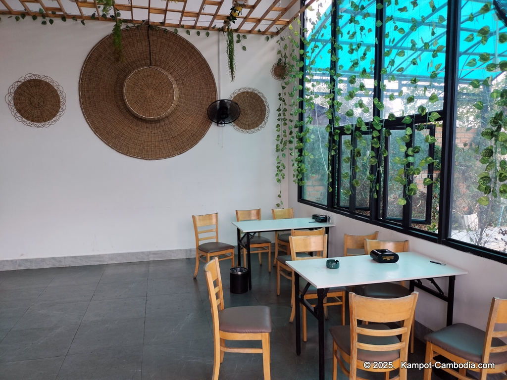 chinese food city and hot pot restaurant in kampot, cambodia