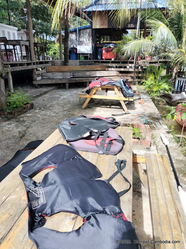 arcadia backpacker guesthouse and dorm in Kampot cambodia