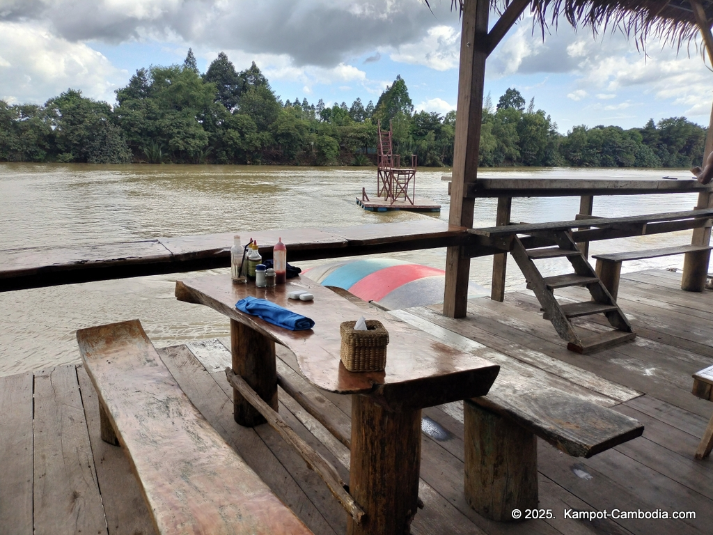 arcadia backpacker guesthouse and dorm in Kampot cambodia