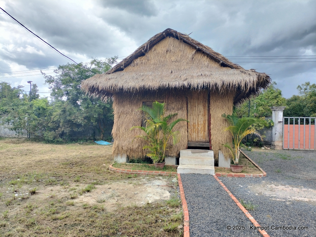 arcadia backpacker guesthouse and dorm in Kampot cambodia