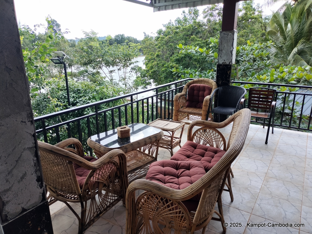 arcadia backpacker guesthouse and dorm in Kampot cambodia