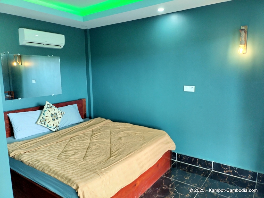 arcadia backpacker guesthouse and dorm in Kampot cambodia