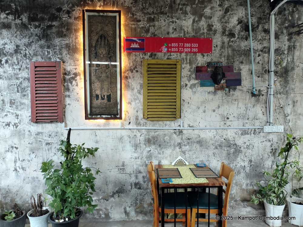 simon's indian restaurant in kampot cambodia