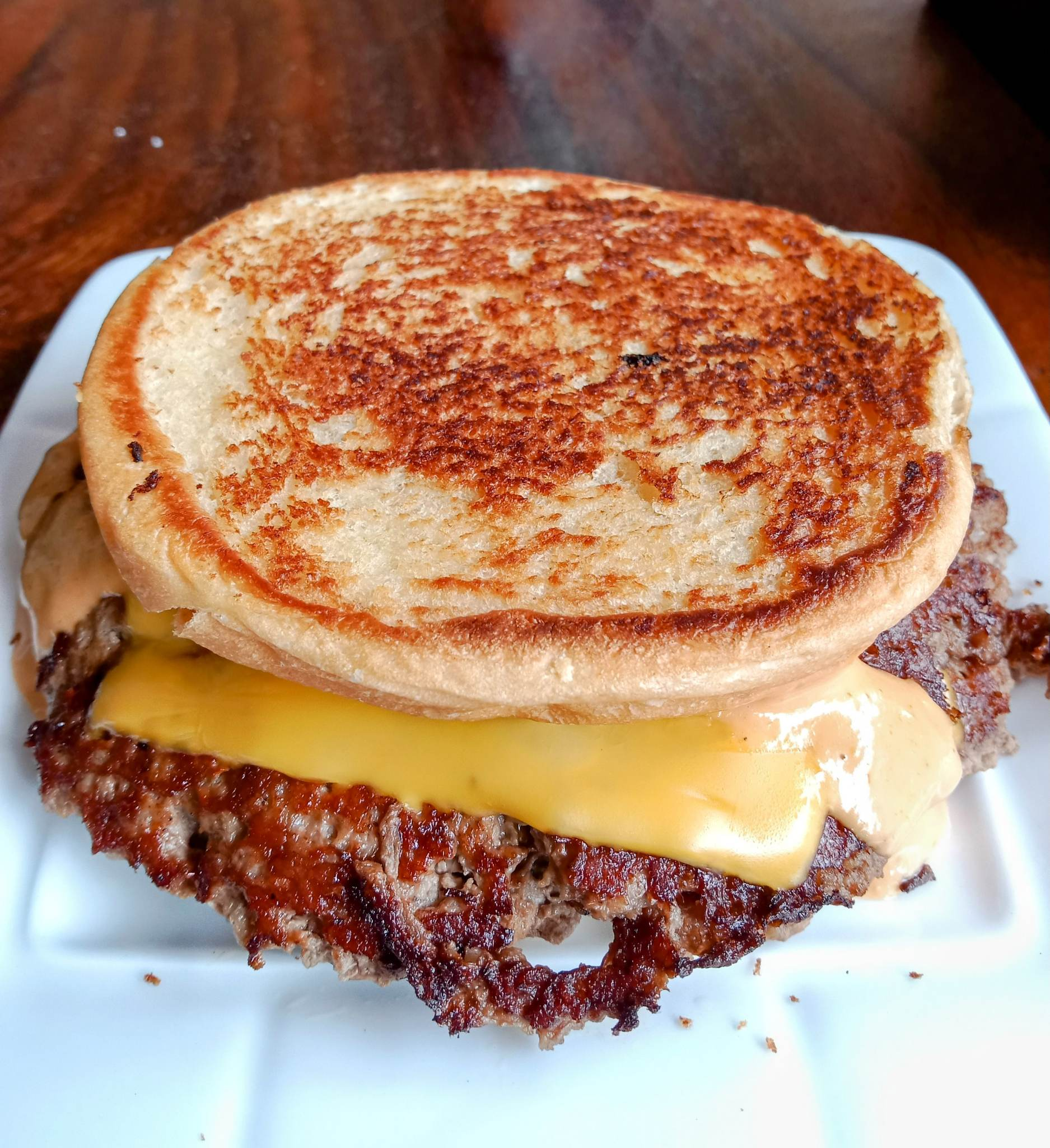 smashed burger in kampot, cambodia