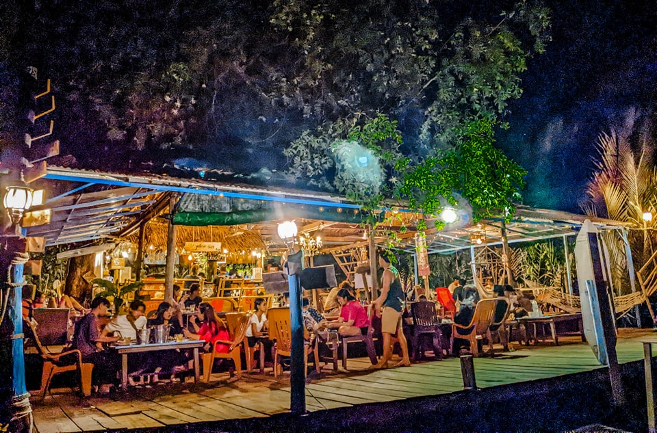 yellow sun hostel in kampot cambodia