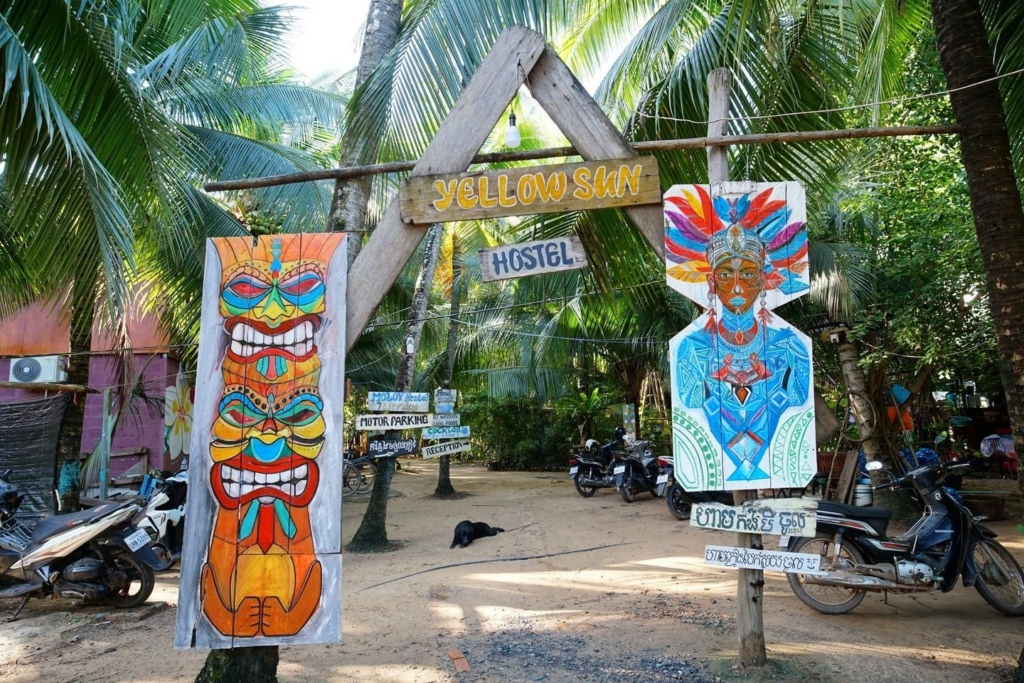 yellow sun hostel in kampot cambodia