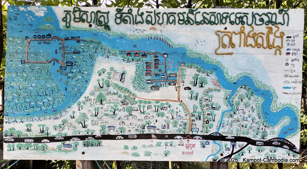 Trapeang Sangkae mangrove in kampot cambodia. boats and rooms.