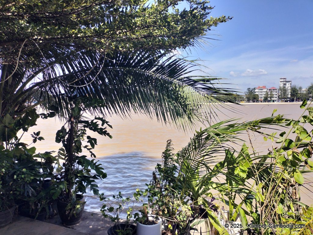 Craft Baitang & Friends crafts in Kampot, Cambodia.