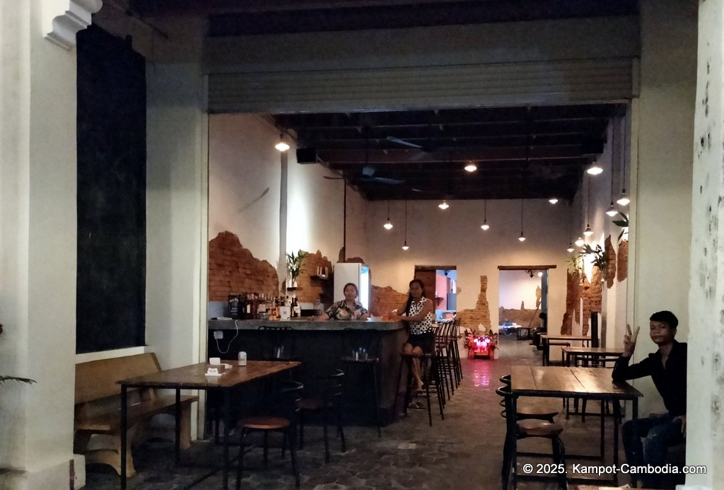 Oldie's Pub & Bar in Kampot, Cambodia