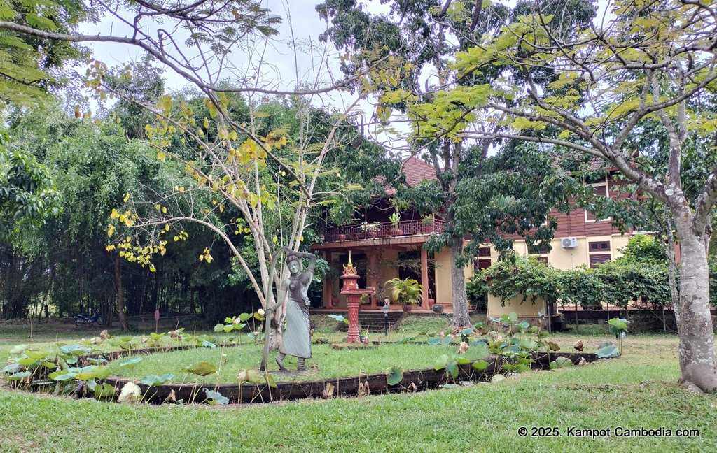 villa vedici in kampot, cambodia