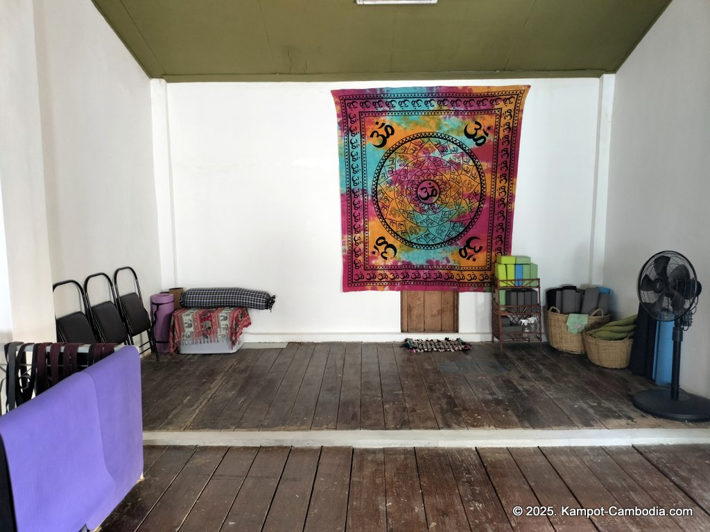 blend house coffee in kampot cambodia. yoga