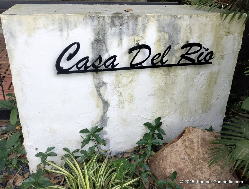 daya villa in kampot cambodia