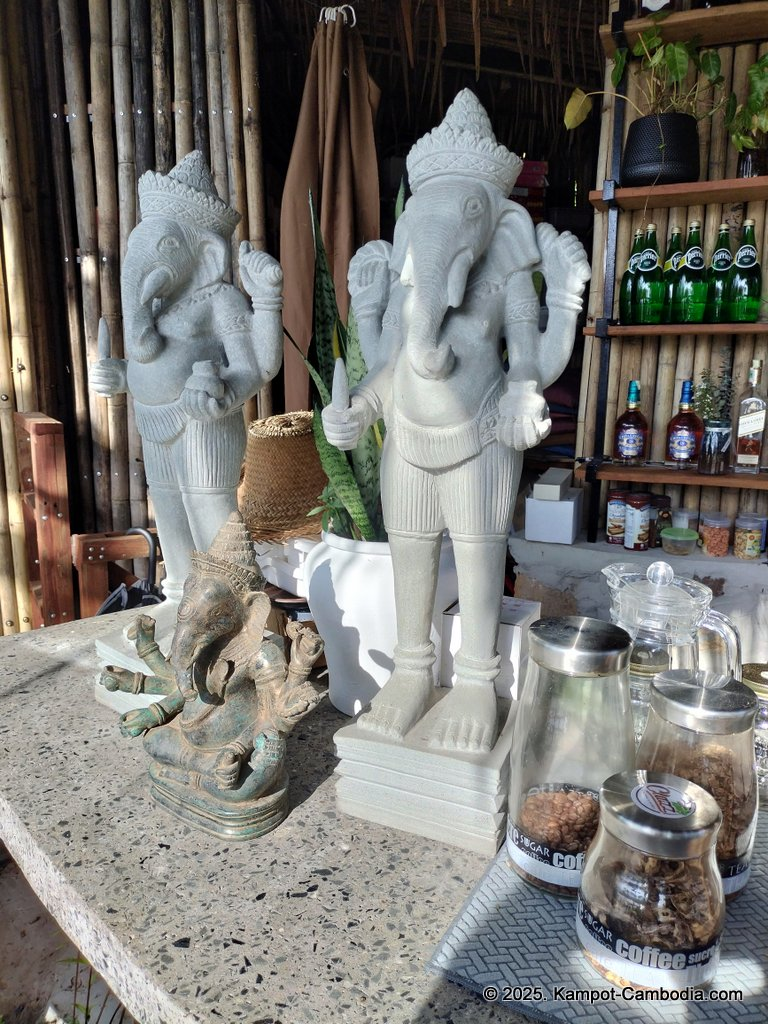 daya villa in kampot cambodia