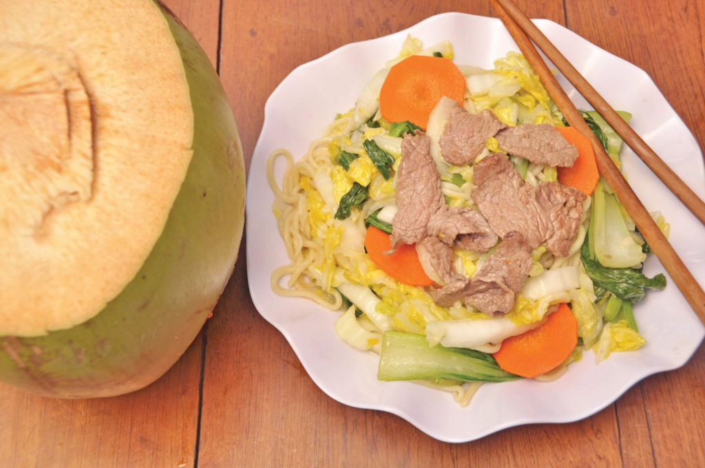 ecran noodles and home made dumplings, peking duck, chinese noodle soup, in kampot cambodia