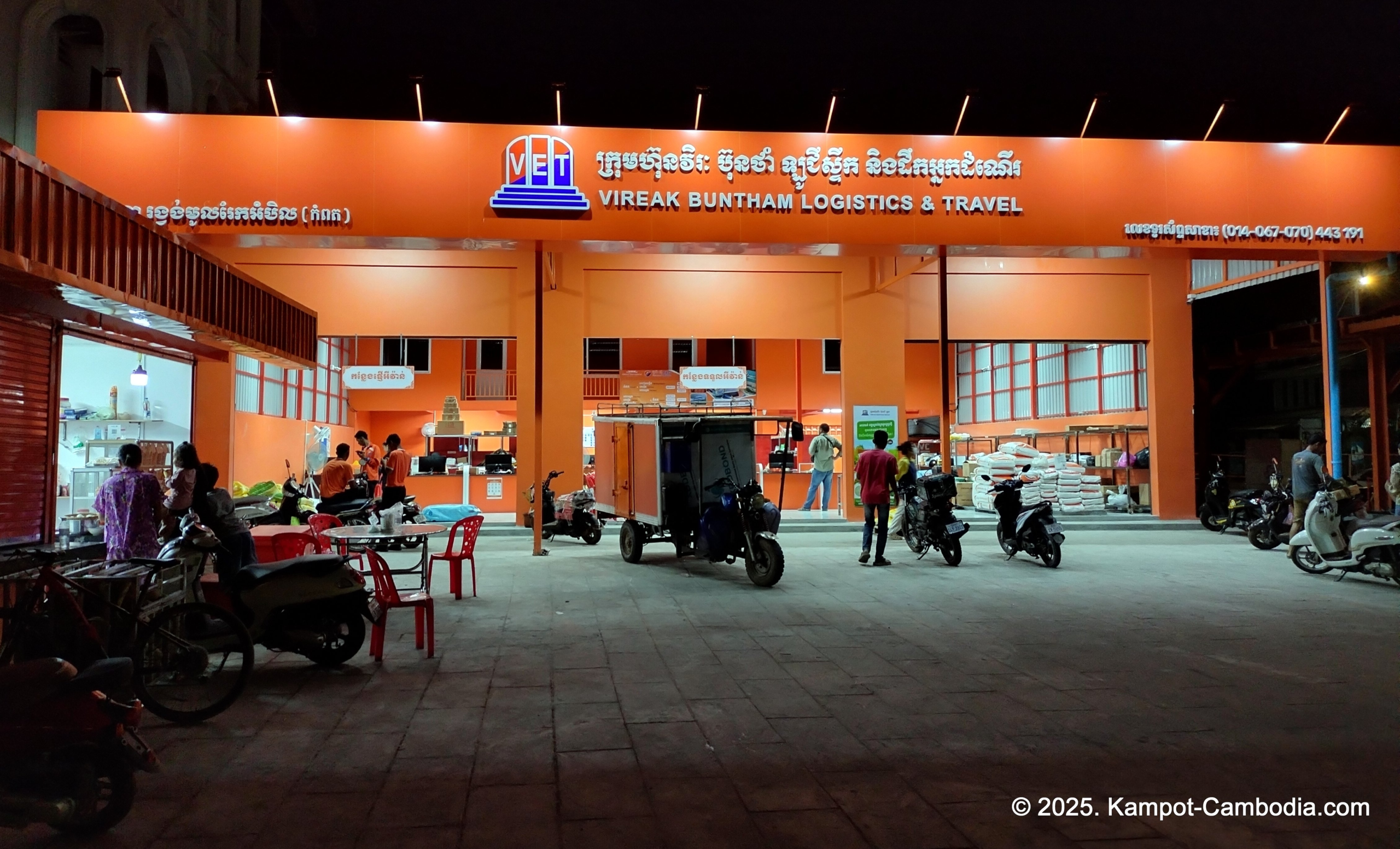 VET Vireak Buntham Express bus between kampot and phnom penh, cambodia