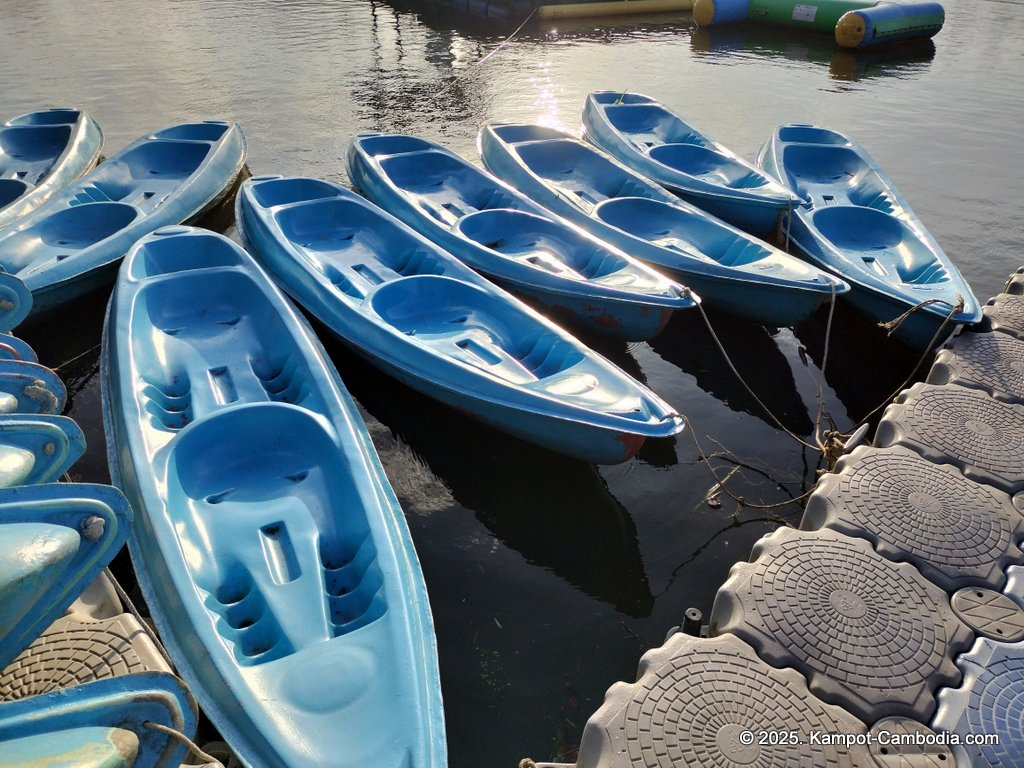 river park in kampot cambodia. Kampot Riverside restaurant and boating.