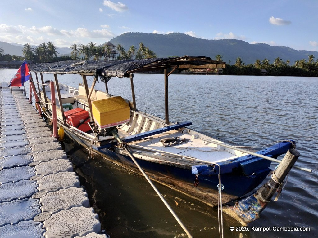 river park in kampot cambodia. Kampot Riverside restaurant and boating.