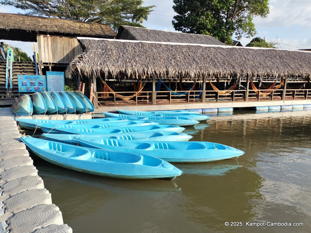 river park in kampot cambodia. Kampot Riverside restaurant and boating.