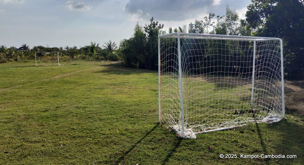 komsan resort on fish island in kampot, cambodia